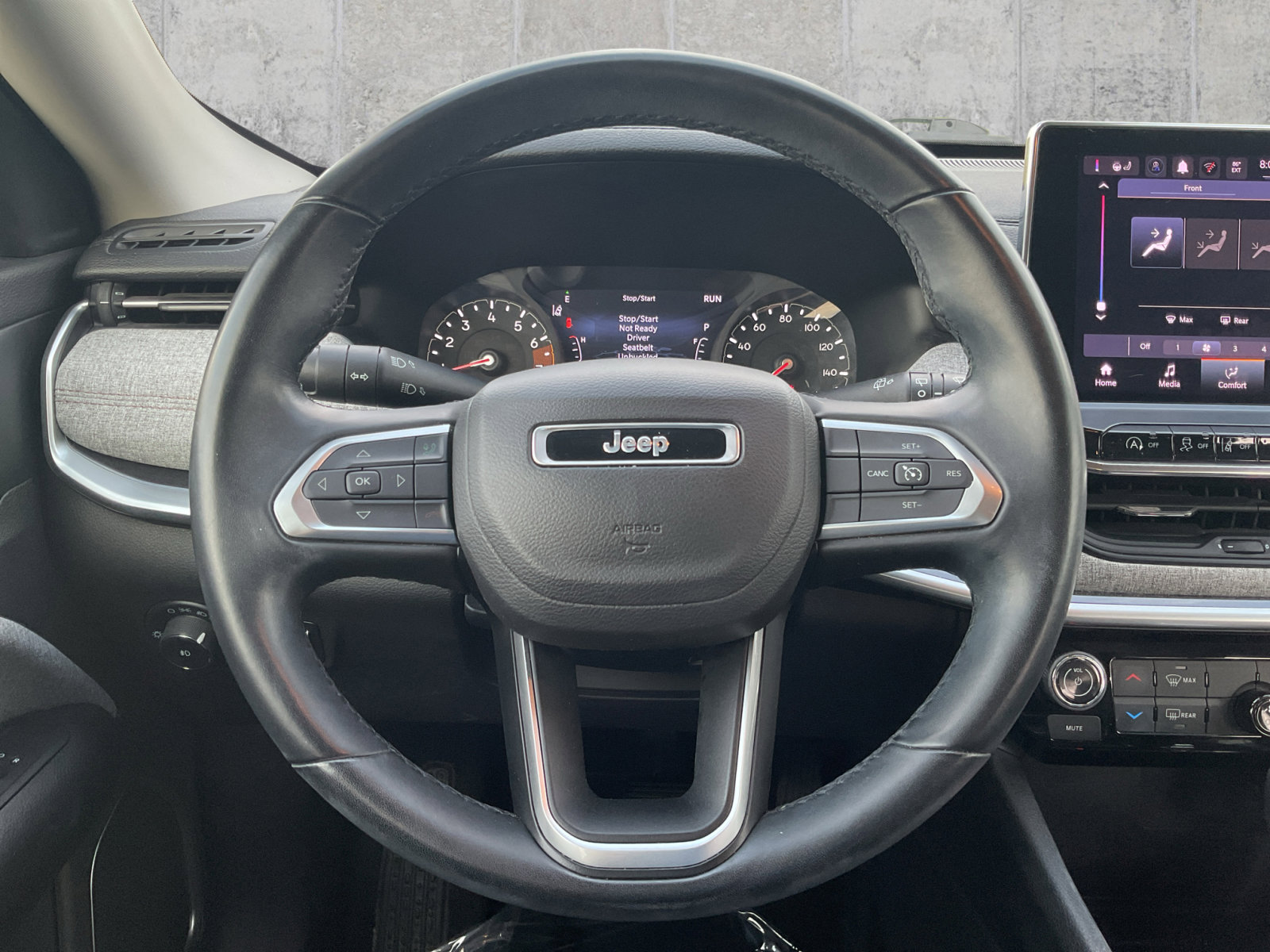 2022 Jeep Compass Latitude Lux photo 13