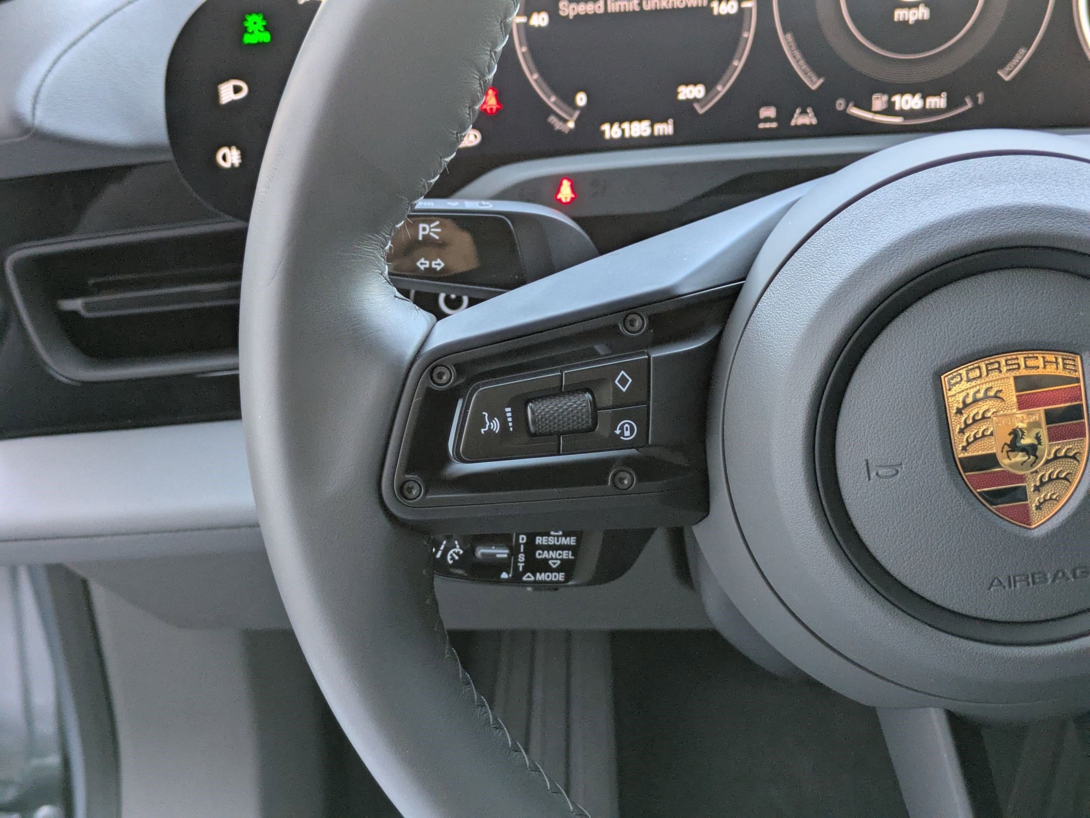 2022 Porsche Taycan 4S photo 16