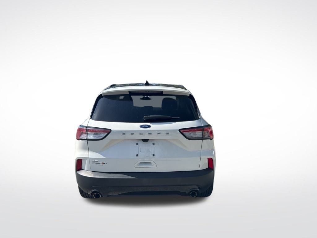 2022 Ford Escape SE photo 6