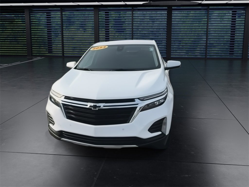 2023 Chevrolet Equinox LT photo 3