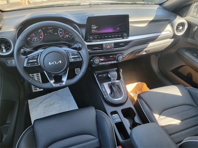 2023 Kia Forte GT-Line photo 28