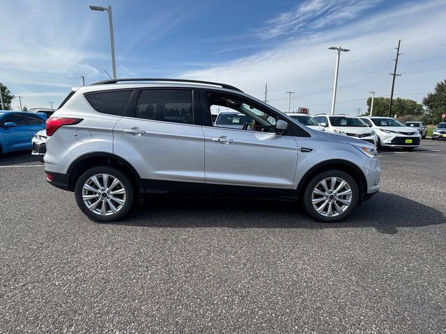 2019 Ford Escape SEL photo 2