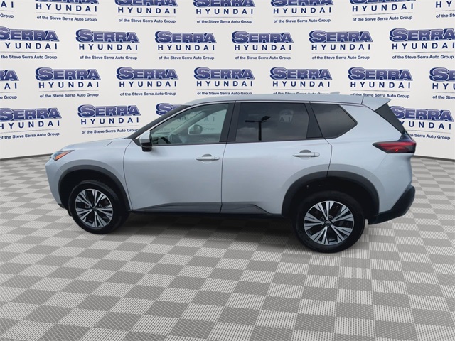 2023 Nissan Rogue SV photo 3
