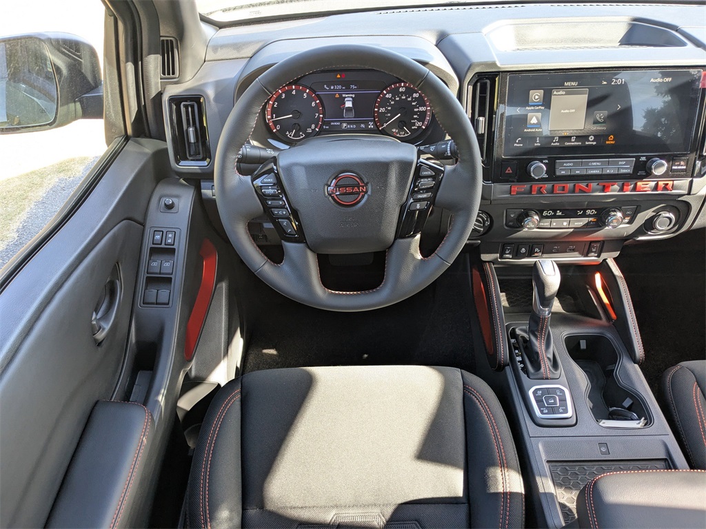 2026 Nissan Frontier PRO-4X photo 16