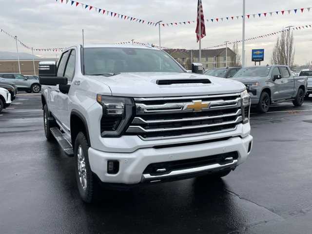 2025 Chevrolet Silverado 2500HD High Country photo 4