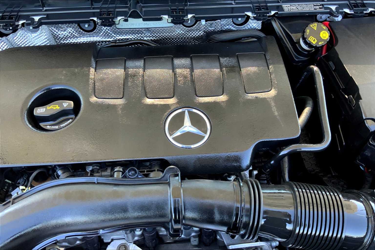 2021 Mercedes Benz GLB 250 photo 31