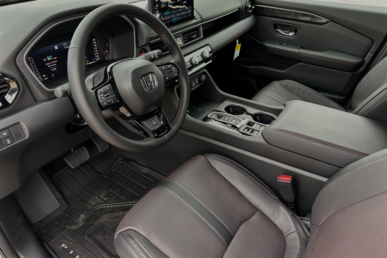2025 Honda Pilot Black Edition photo 9