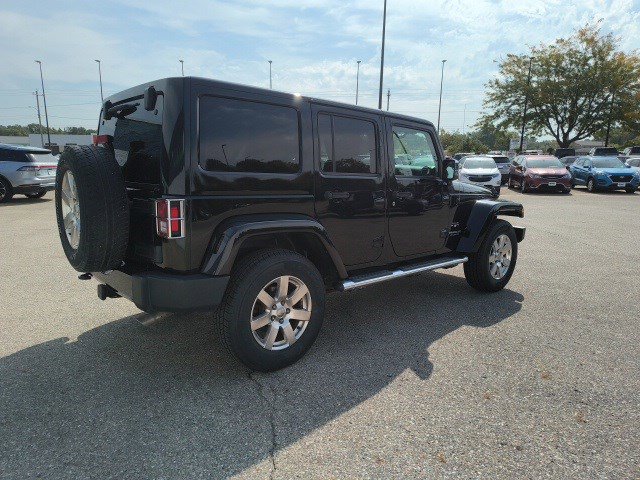 2016 Jeep Wrangler Unlimited Sahara photo 5