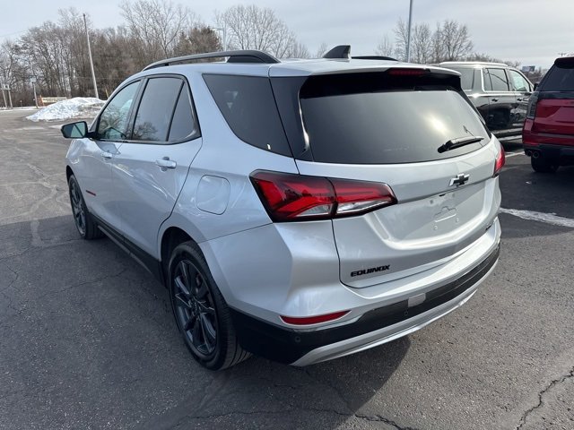 2022 Chevrolet Equinox RS photo 3
