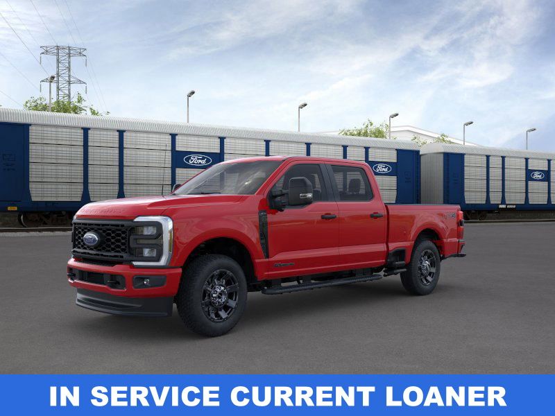 2025 Ford F-250 photo 2