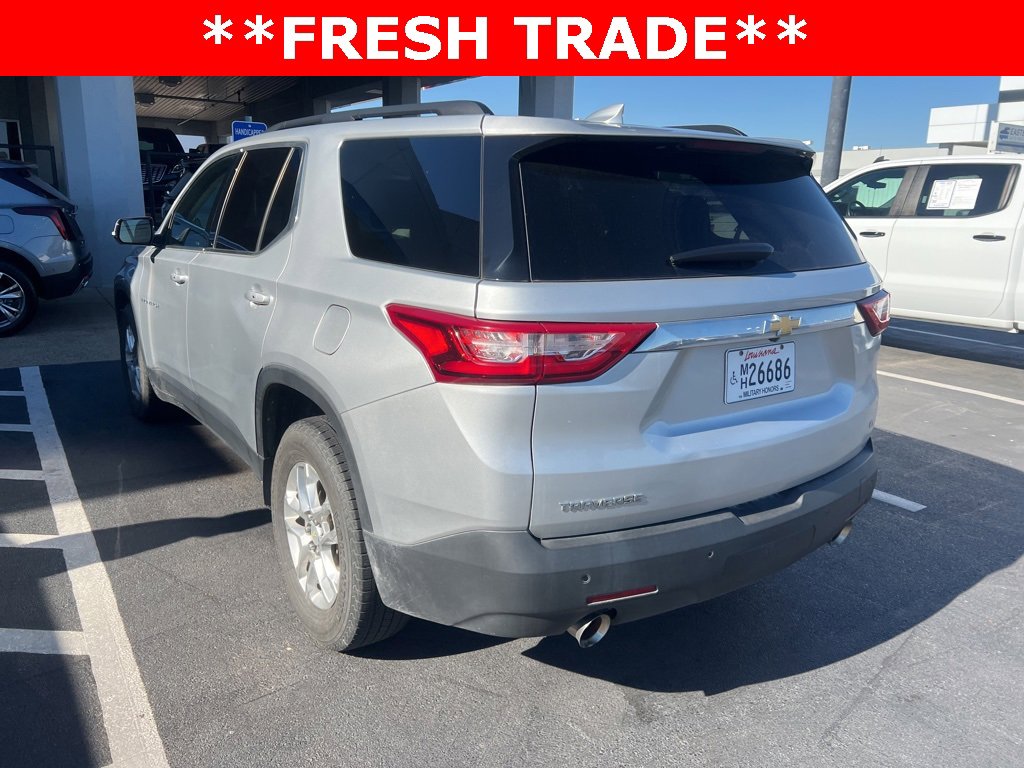 2019 Chevrolet Traverse Cloth 1LT photo 2