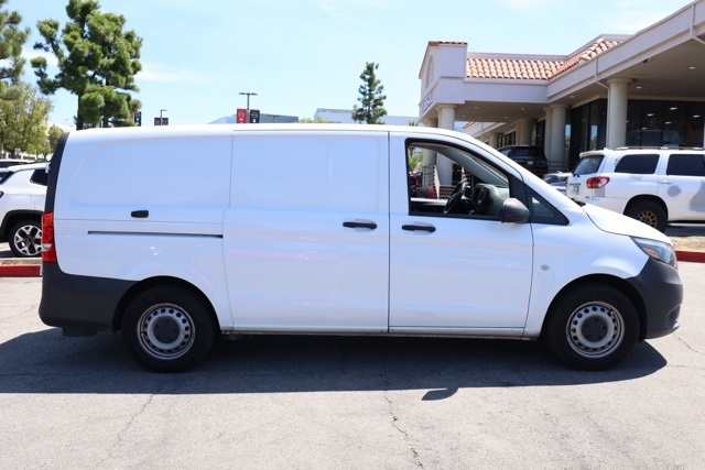 2022 Mercedes Benz Metris Cargo Van photo 2