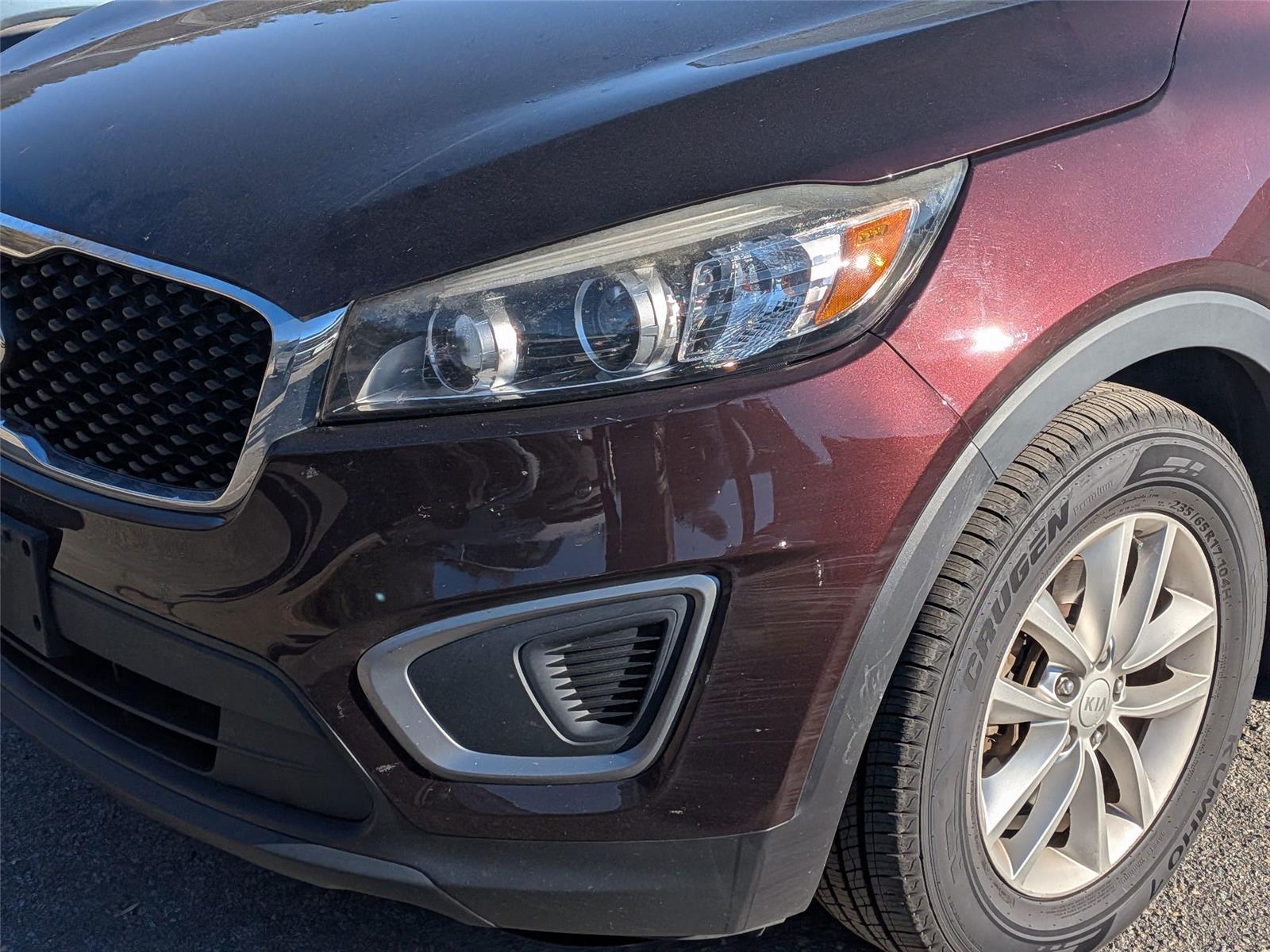 2016 Kia Sorento LX photo 4