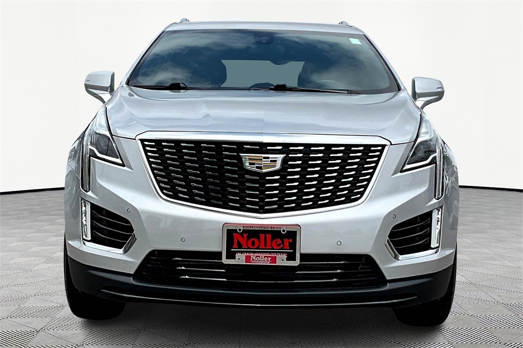 2020 Cadillac XT5 Luxury photo 3