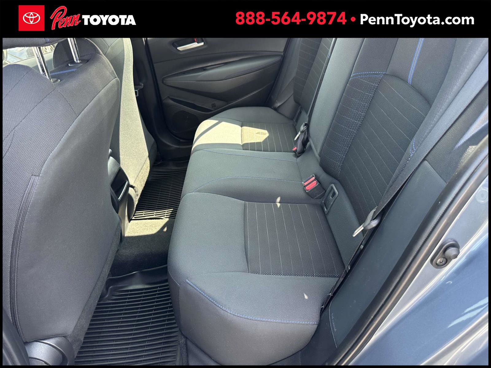 2022 Toyota Corolla SE photo 17
