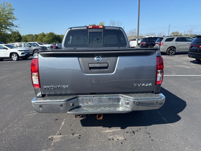 2016 Nissan Frontier SV photo 4