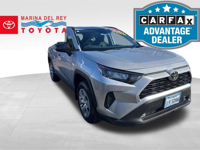 2020 Toyota RAV4 LE