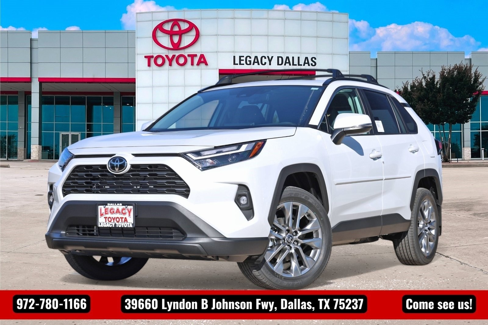 2025 Toyota RAV4 XLE Premium's photo