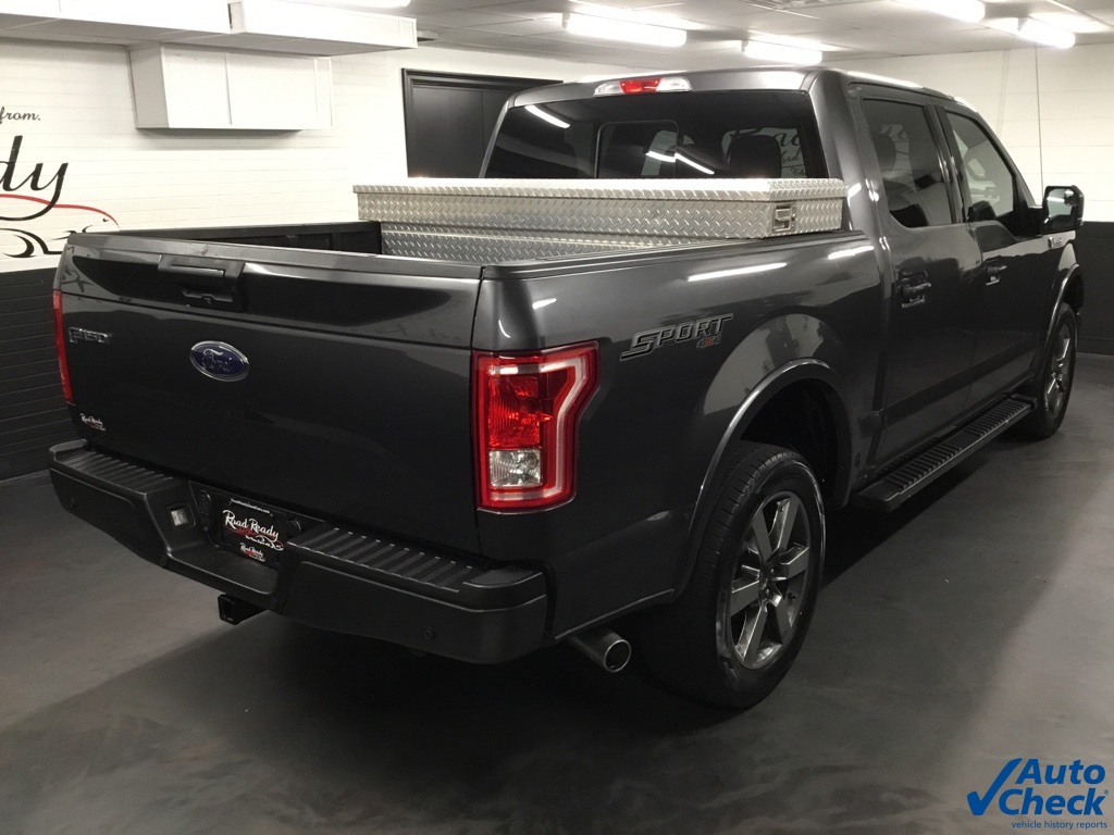 2017 Ford F-150 XLT photo 11