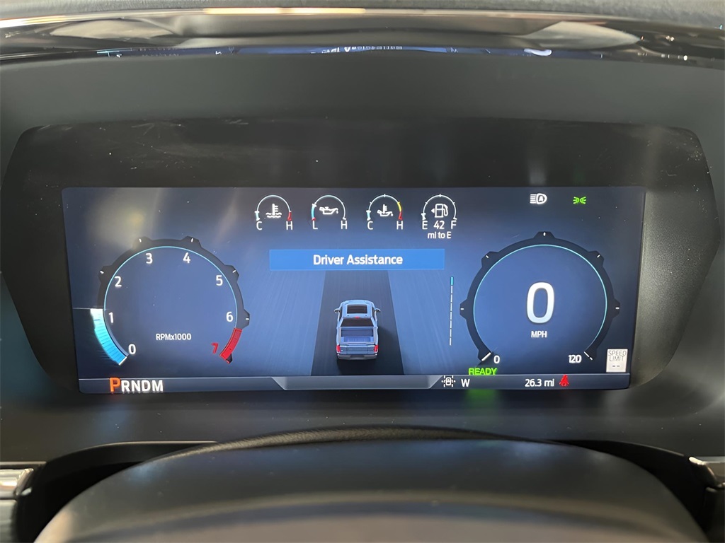 2025 Ford F-150 Lariat photo 19