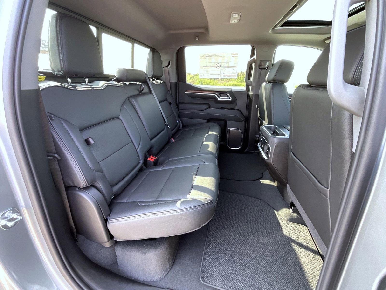 2026 Gmc Sierra 1500 Denali photo 18