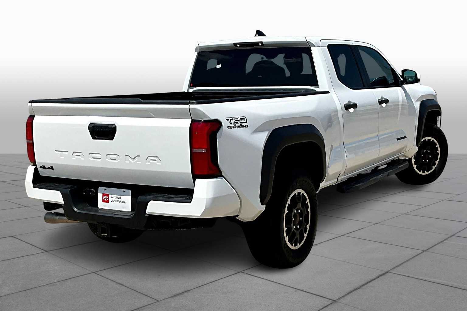 2024 Toyota Tacoma TRD photo 11