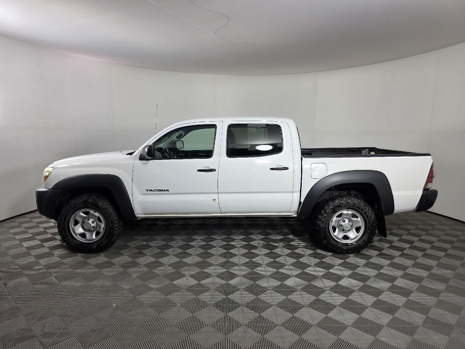 Used 2011 Toyota Tacoma Base with VIN 3TMLU4EN6BM068087 for sale in Salida, CO