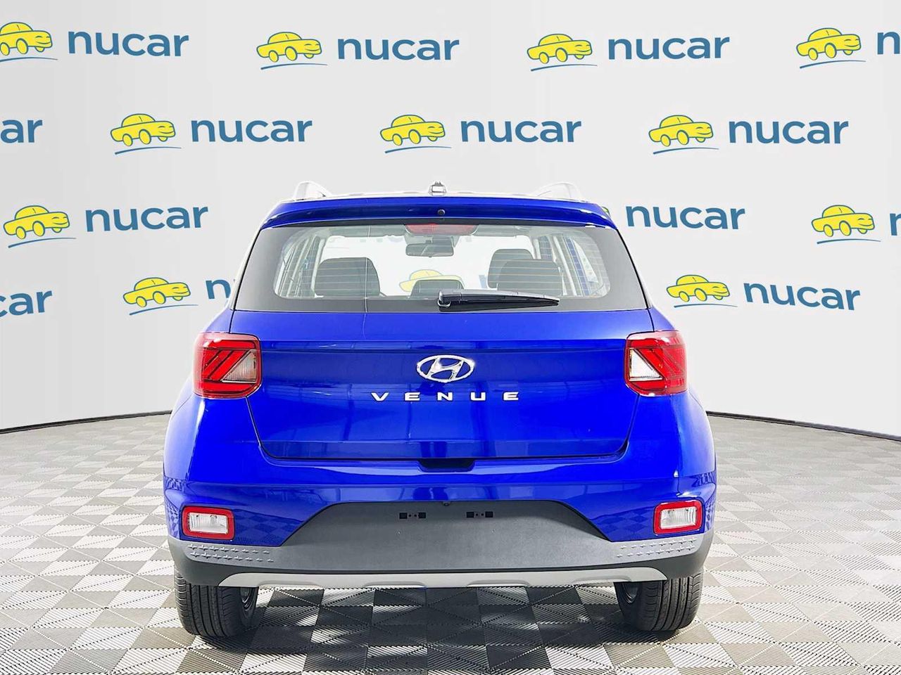 2025 Hyundai Venue SEL photo 16