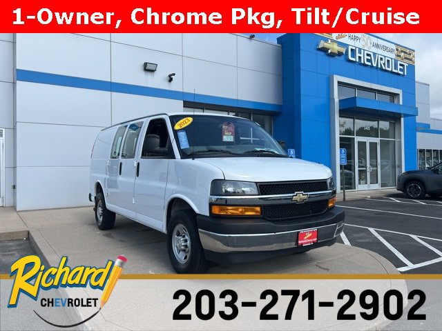 2023 Chevrolet Express Cargo Work Van's photo