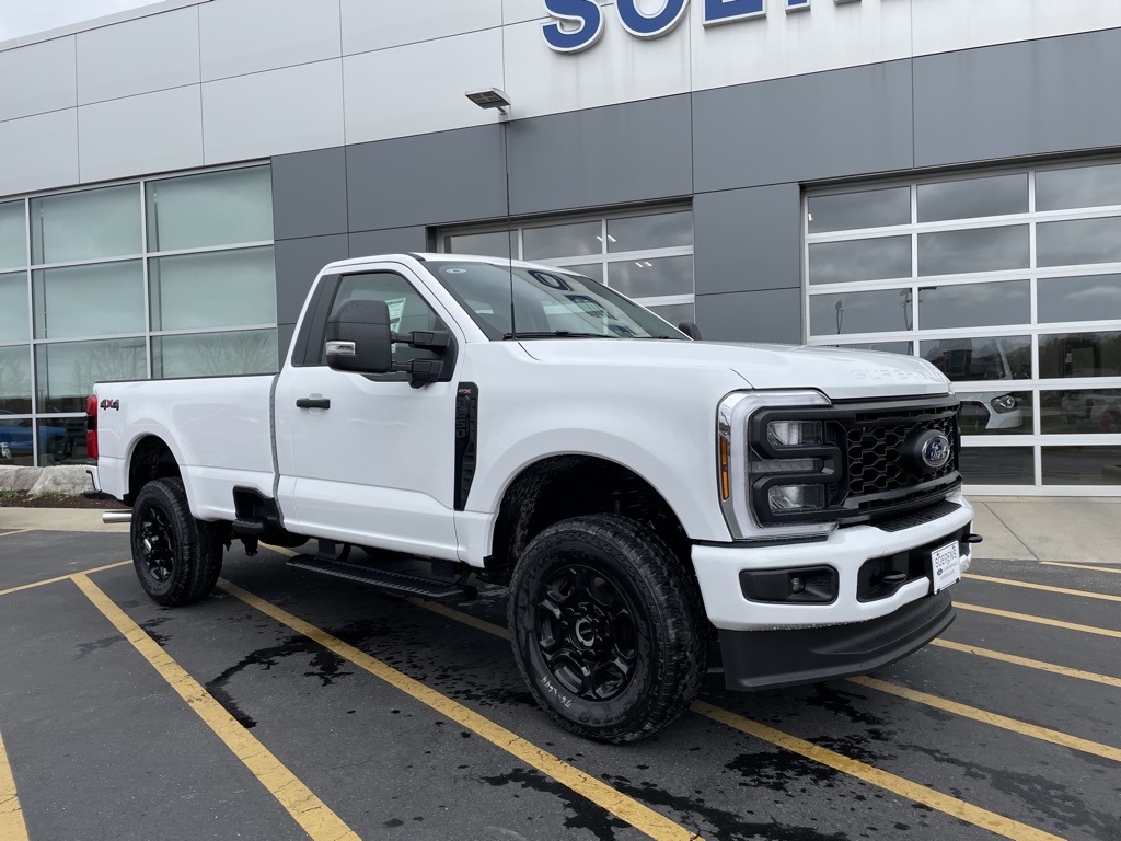 2025 Ford F-250 XL photo 2