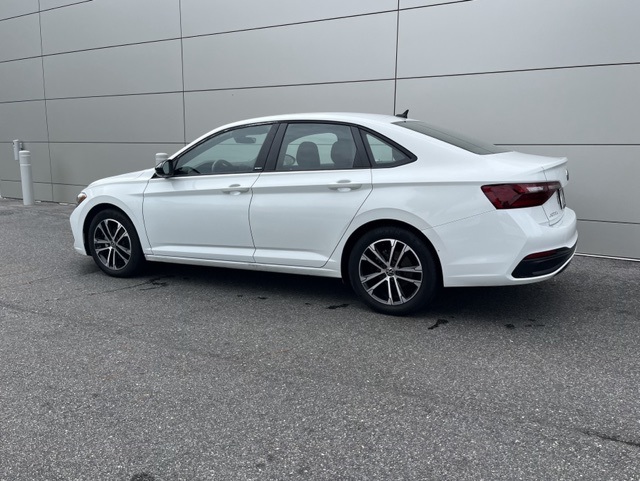 2024 Volkswagen Jetta 1.5T Sport photo 14