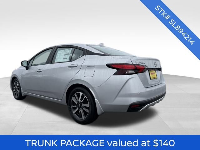 2025 Nissan Versa SV photo 4