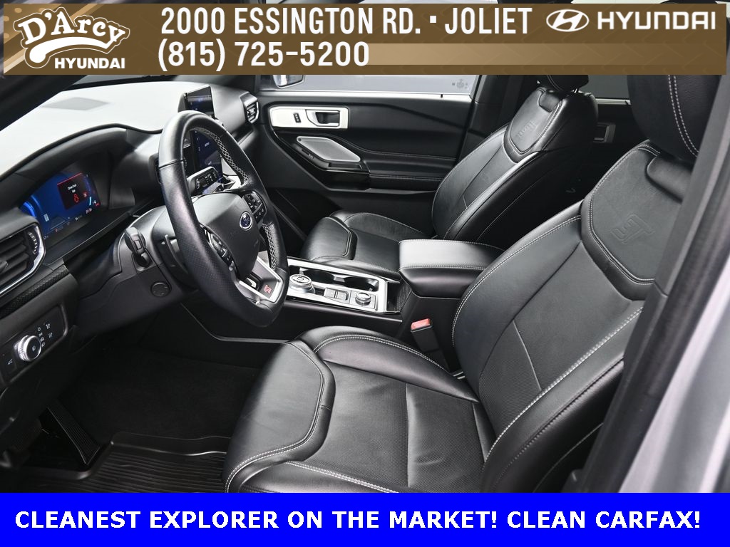 2022 Ford Explorer ST photo 9