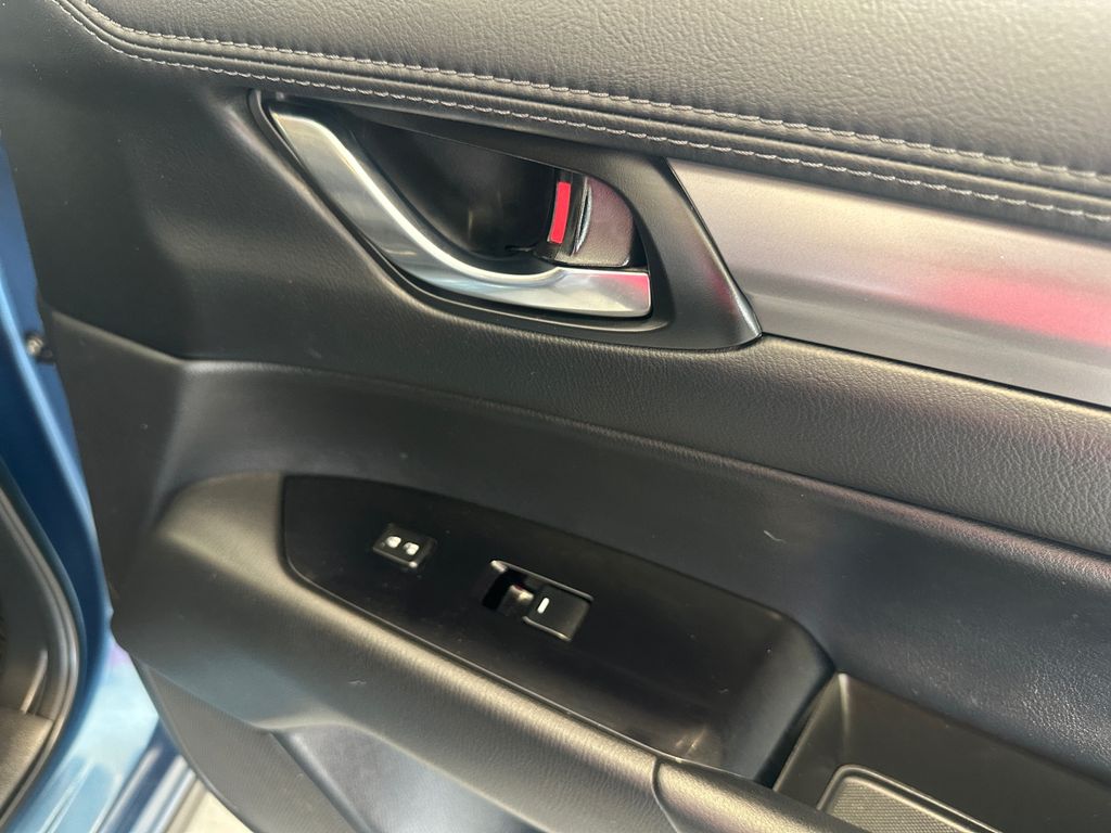 2023 Mazda CX-5 2.5 S Preferred photo 15