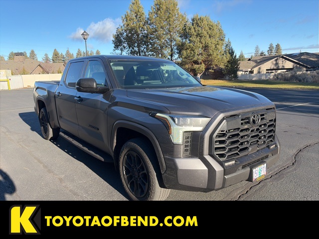 2024 Toyota Tundra Limited's photo