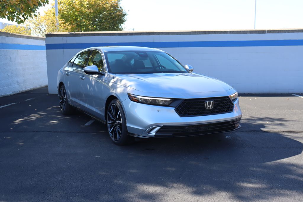 2025 Honda Accord Hybrid Touring photo 7