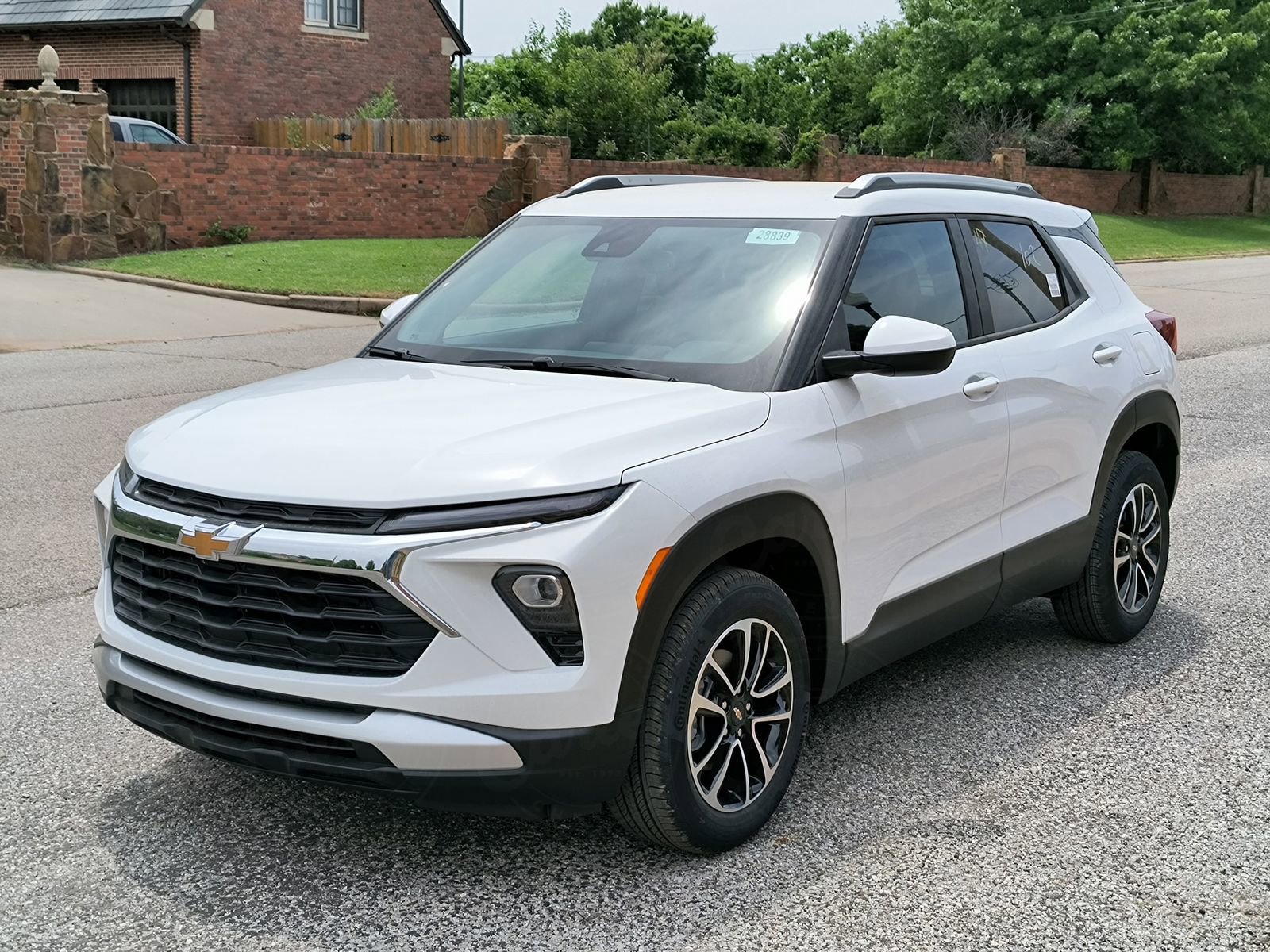 2025 Chevrolet Trailblazer LT photo 12