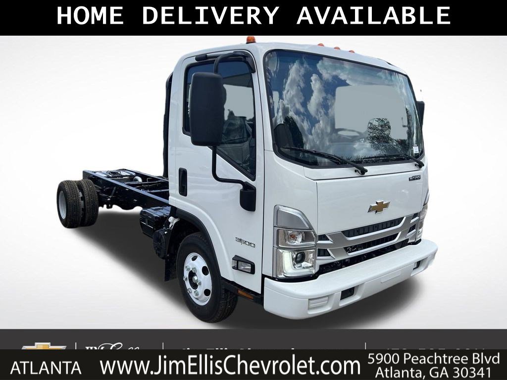 2025 Chevrolet Low Cab Forward Base's photo