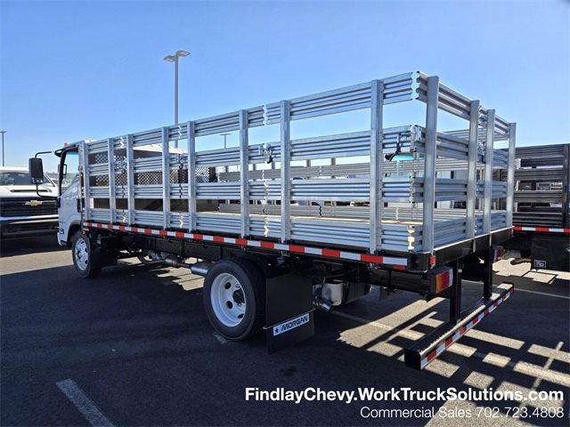 2025 Chevrolet Silverado photo 4