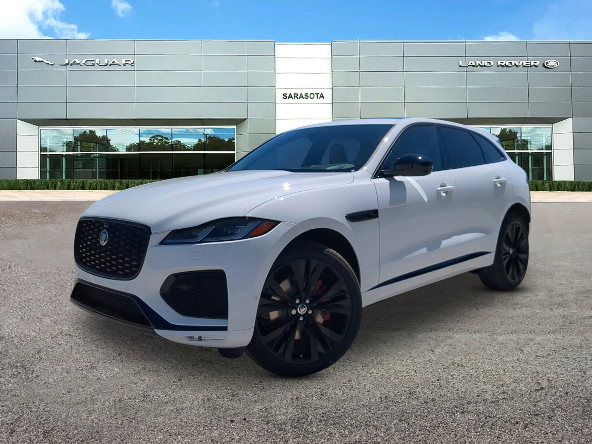 2026 Jaguar F-Pace R-Dynamic S's photo