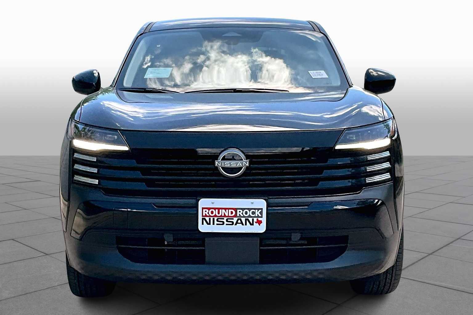 2025 Nissan Kicks SV photo 2