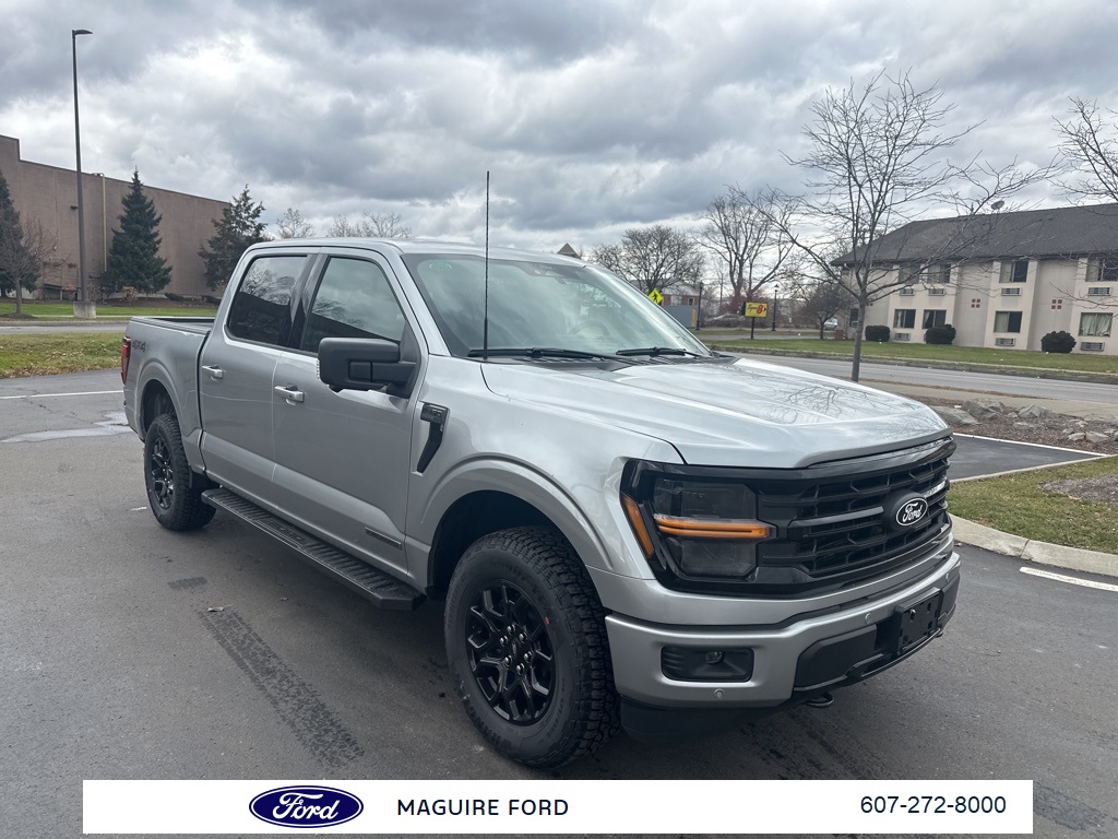2025 Ford F-150 XLT's photo