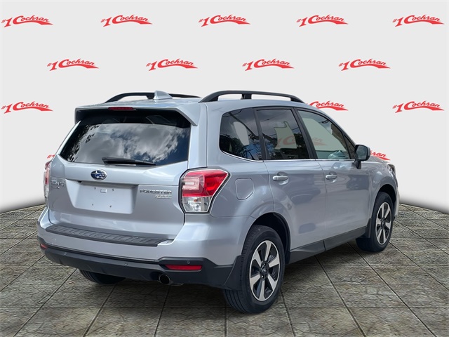 2017 Subaru Forester 2.5i Limited photo 2