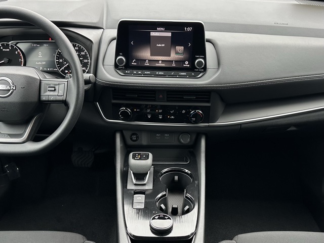 2025 Nissan Rogue S photo 3