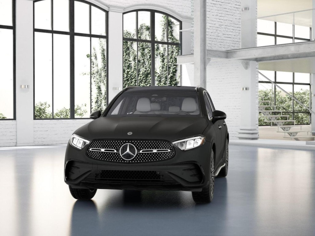 2026 Mercedes Benz GLC 300 photo 40