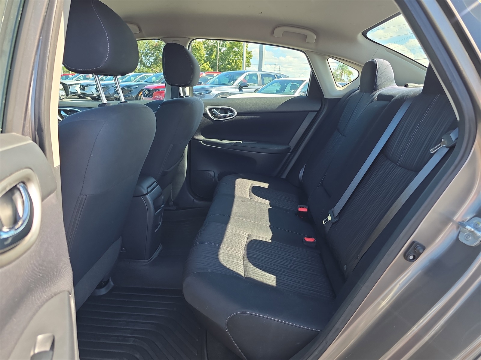 2017 Nissan Sentra SV photo 13
