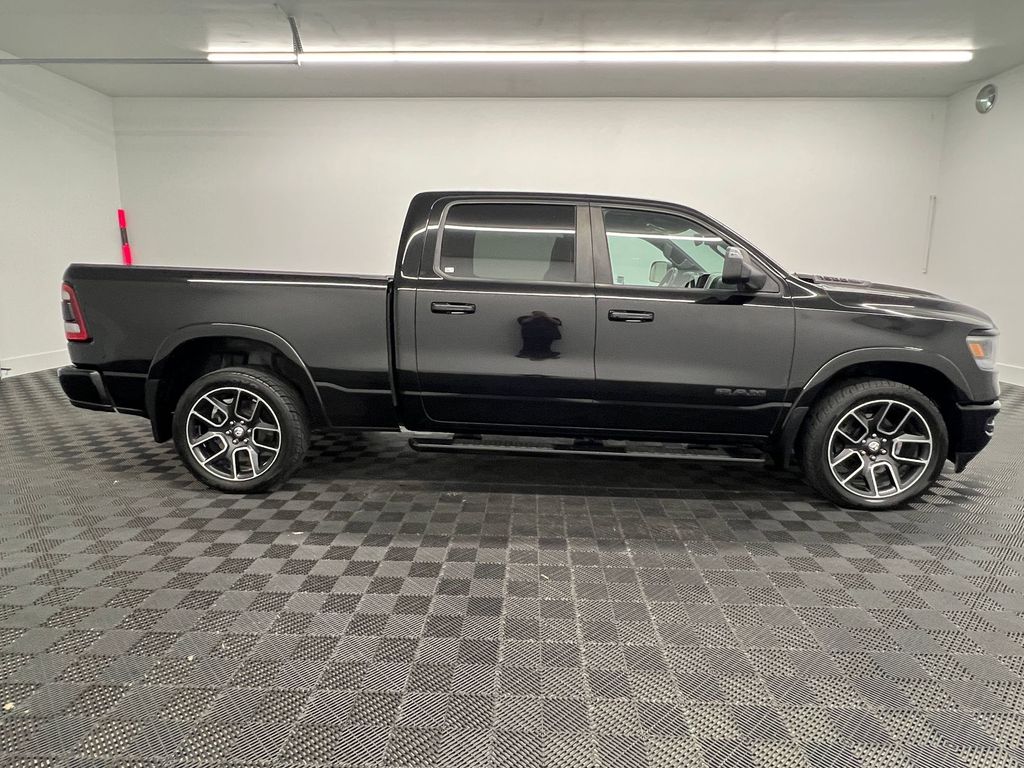 2019 Ram 1500 Laramie photo 7