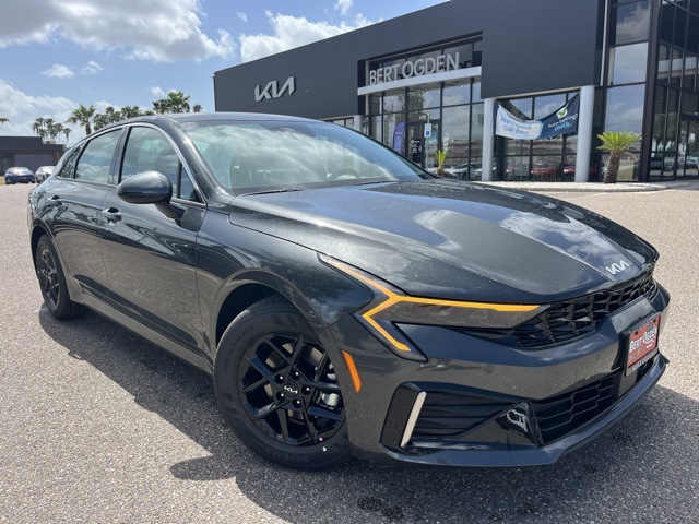 2025 Kia K5 LXS's photo