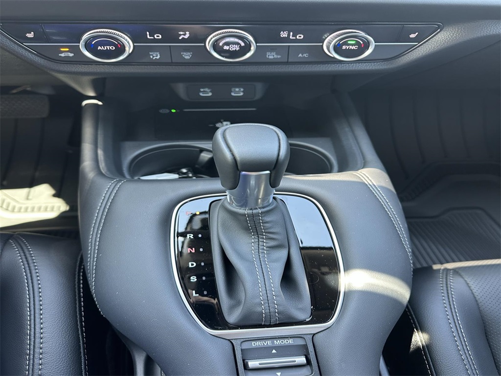 2026 Honda HR-V EX-L photo 17