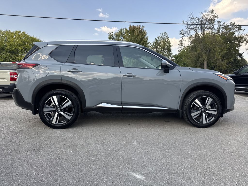 2021 Nissan Rogue SL photo 4